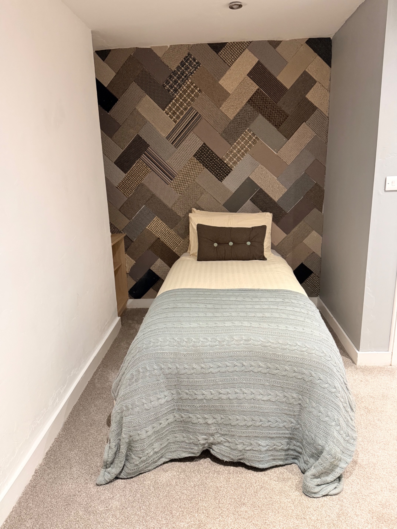 The Astute Suite Walney — Bedroom 3 — Second Single Bed